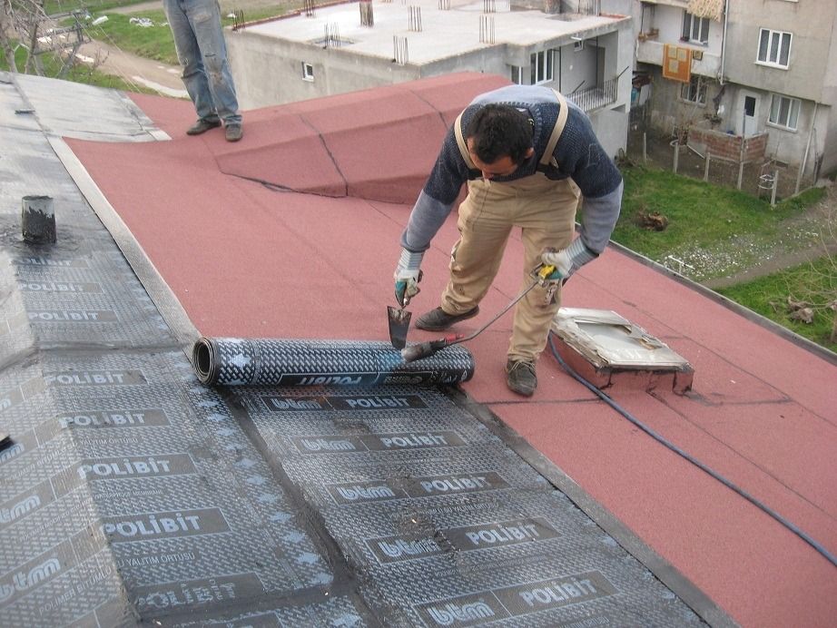 Yeşilova EPDM Kauçuk Çatı – düz çatıda arduvazlı bitümlü membran serimi
